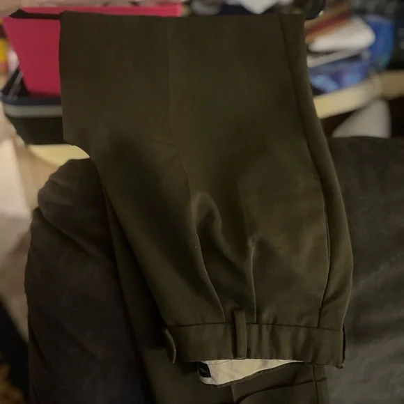 Dockers dress pants , men’s vintage dockers men’s dress cuffed olive green pants - Picture 3 of 3